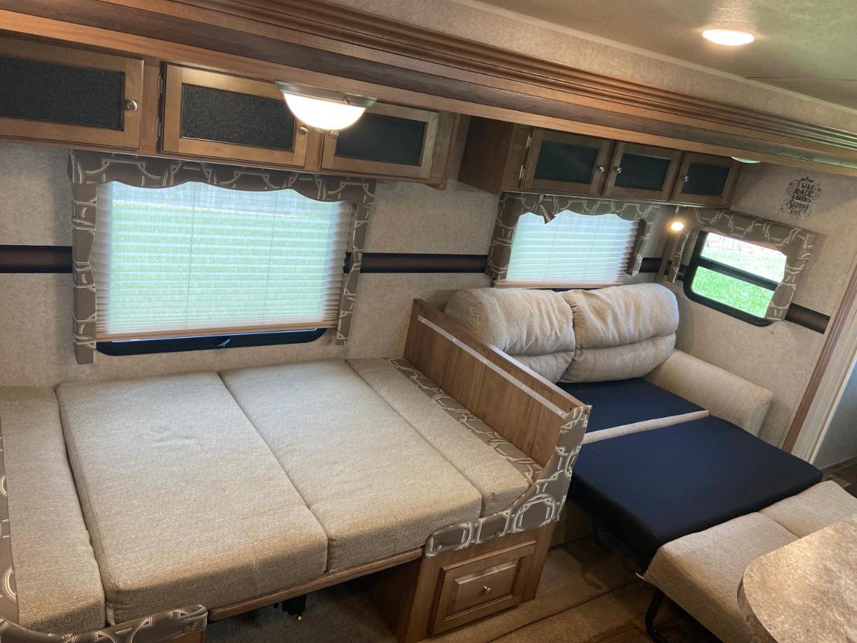 Cozy Camper - Free Parking Hotel Маями Екстериор снимка